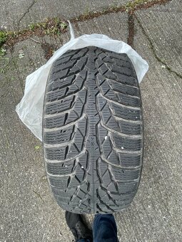 Zimné plneumatiky 215/55 R17 - 2