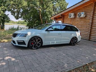 Skoda Octavia RS III Facelift 2.0TDI , DSG6 - 2