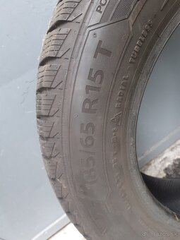 Predám pneumatiky Barum 185/65 R15 - 2