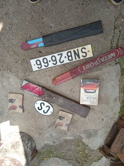 ŠPZ doplnky staré auto - 2