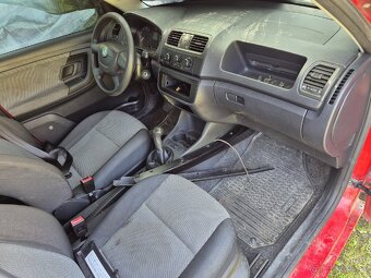 Fabia 2 rozpredám HOLOMOTOR PREDANÝ - 2