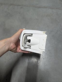 Zásobníky na mydlo, toaletný papier a utierky - 2