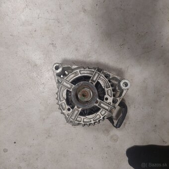 Opel Vectra 2,0 Dti 74kw alternátor - 2