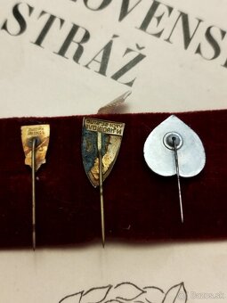 Predám tieto slovenské odznaky - 2