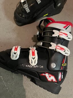 Lyze Rosignol 110, lyziarky Nordica 23,5cm - 2