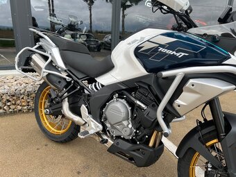 CFMOTO 700MT Adventure - 2