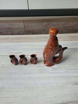 STAROŽITNÁ KERAMICKÁ KARAFA RYBKA - 2