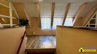 Na predaj unikátna dvojpodlažná budova na podnikanie aj býva - 2