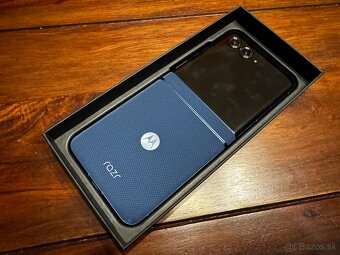 Motorola Razr 2025, 256GB, nový - 2