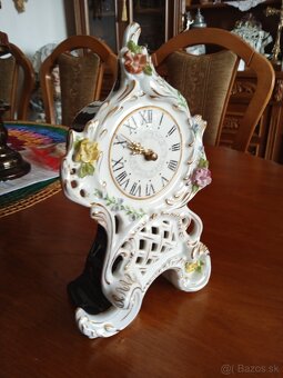 Porcelánové hodiny - 2
