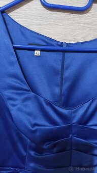 Koktejlové šaty - 2