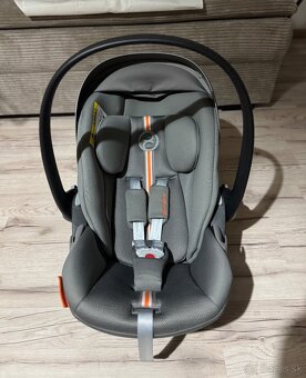 Autosedačka CYBEX Cloud G i-Size Plus Lava Grey - 2