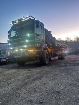 Renault kerax kontajner a ruka - 2