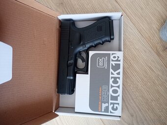 GLOCK 19 - 2