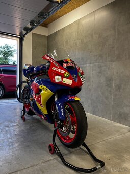 Honda CBR 1000RR okruhovka - 2