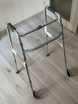 Chodítko rehabilitačné - 2