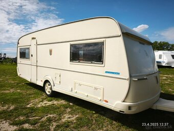 Tabbert 560 - podélné postele, TOP karavan - 2