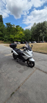 Gilera GP 800 - 2