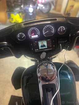 Harley-Davidson Electra Glide Ultra Limited - 2