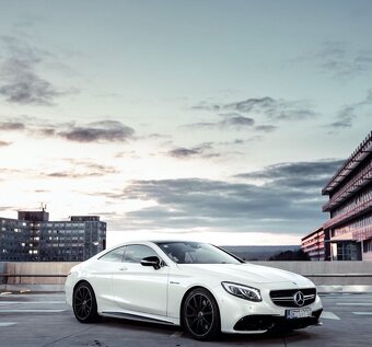 Mercedes S coupe 63 amg - 2