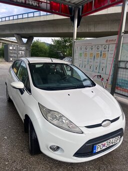 Ford Fiesta - 2