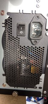 Predam pc zdroj CORSAIR CX 600 - 2