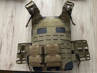 Nosič plátov Tasmanian Tiger Anfibia coyote - 2