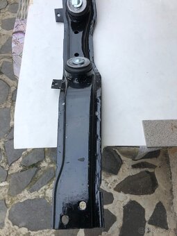 Priečka prevodovky 4.stupn..š-105,120 - 2