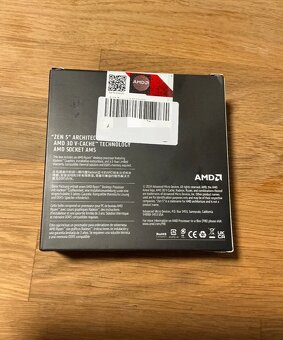 AMD Ryzen 7 9800X3D - 2