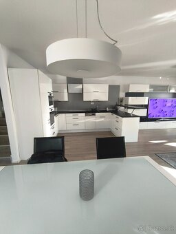 Zariadený RD 125 m² +terasa+garáž=prenájom - 2