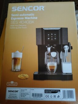 Pákový kávovar SENCOR 4040BK - 2