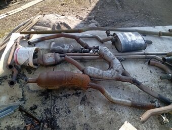 Predám tlmiče výfuku BMW E34 E39 E60 e61 - 2