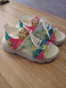 Sandále - 2