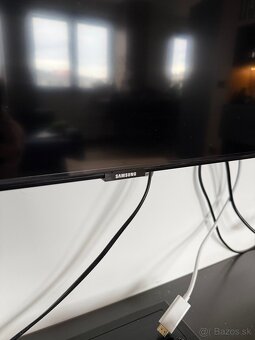 Televízor Samsung QE55Q70RAT - 2