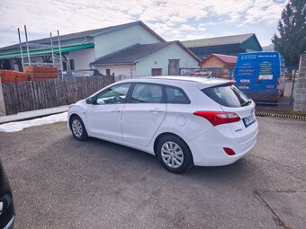 Hyundai i30 II facelift 1.6 CRDi Combi - 2