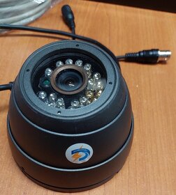Bezpečnostná kamera analogova kovová - 2