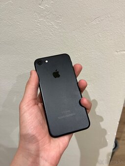 iPhone 7 128 gb Black perfektný stav - 2
