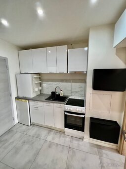 Prenájom garsónky Nám. Hraničiarov Bratislava Petržalka. - 2