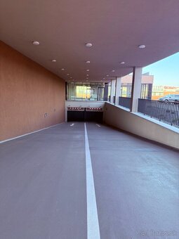 Parkovacie miesta - Rezidencia Hron - 2