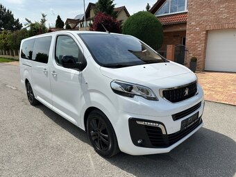 Peugeot Traveller long VIP 8miest r.v2022 - 2