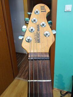 Music Man Luke III - 2