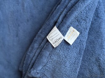 OEKO-TEX STANDARD 100 Pohodlná deka, TMAVOMODRÁ - 2