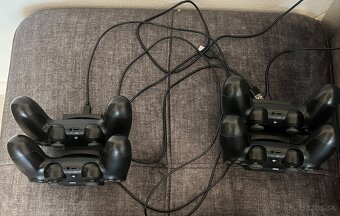 Playstation 4 + 4 ovládače + nabíjacie stanice + 4 hry - 2