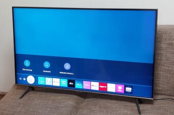 43“ QLED Samsung 4K UHD Smart TV - 2