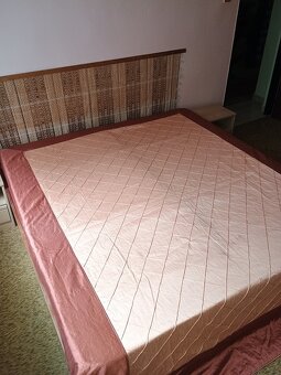 Prehoz na posteľ. - 2