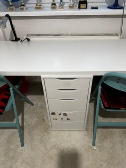 Pisaci stol pre dve deti - 2