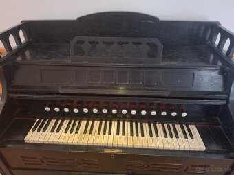 Predám  harmónium Julius Guna - 2