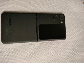 Oppo Find 2 flip - 2