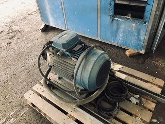 Elektromotor ABB 30kW - 1475 ot. - uloženka, s remenicou - 2