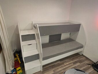 detska poschodova postel - 2